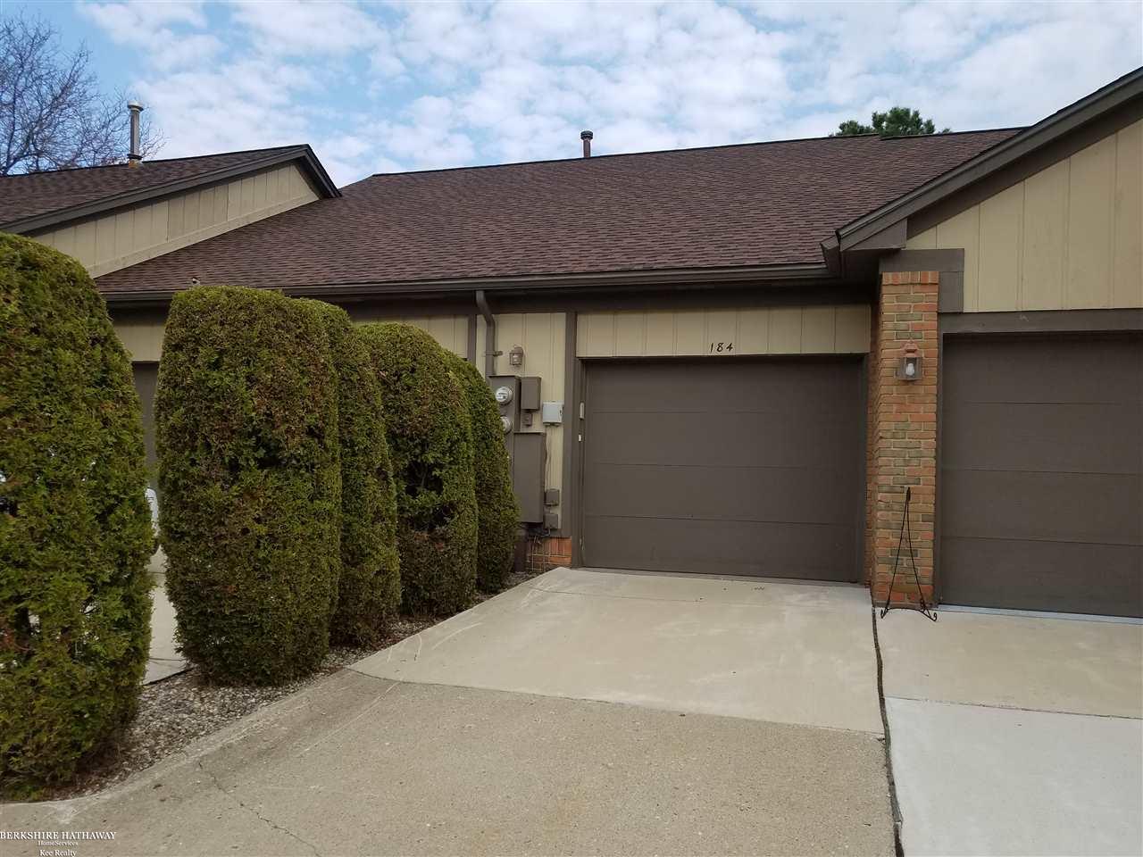 184 Meadow Ln Circle Rochester Hills, MI 48307 - Photo 17 of 18