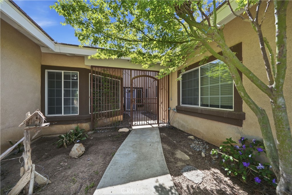 32245 Refa Street Wildomar, CA 92595 - Photo 5 of 69 a front view of a house