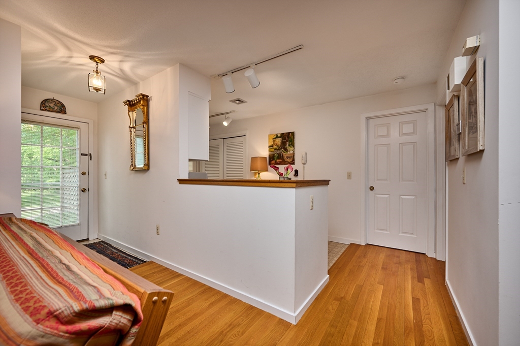 57 Amity Place, Unit 57 Amherst, MA 01002 - Photo 8 of 26
