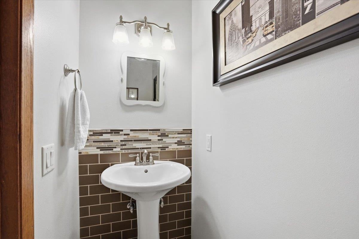 2830 Grandview Boulevard Madison, WI 53713 - Photo 42 of 69