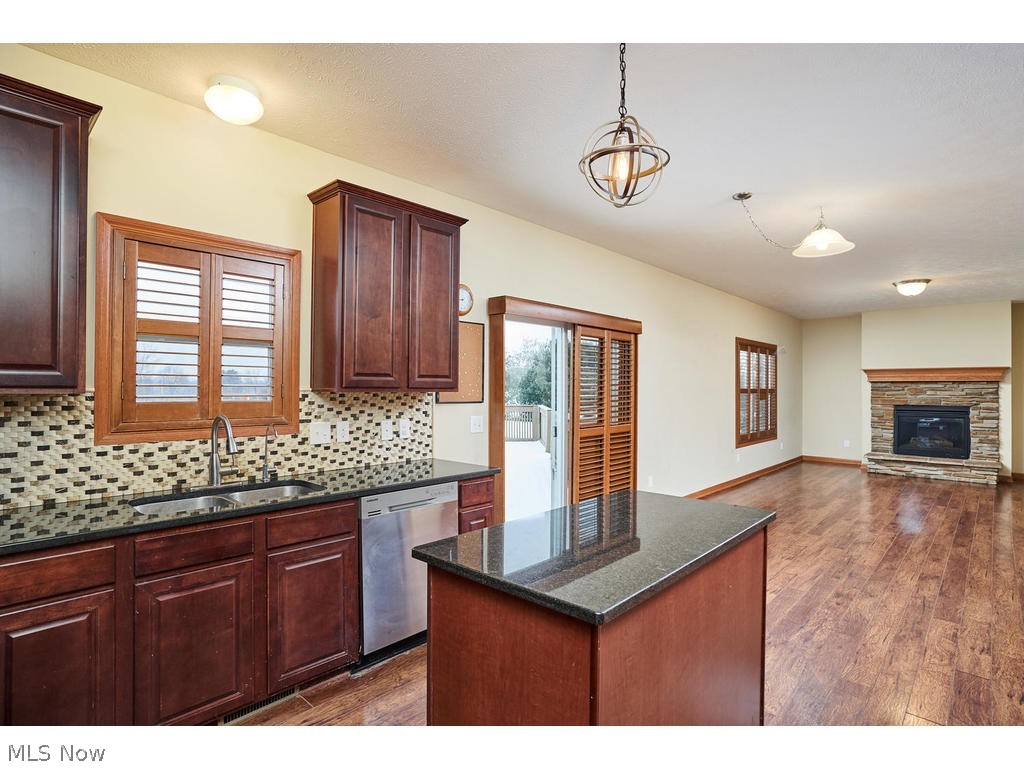 7110 State Road Wadsworth, OH 44281 - Photo 11 of 28