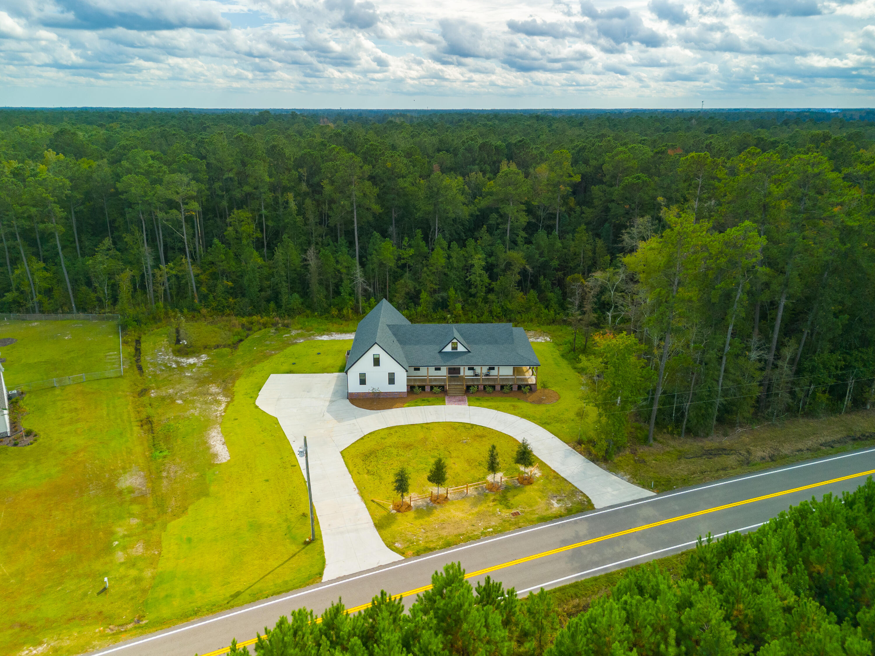 2444 Cooper Store Road Moncks Corner, SC 29461 - Photo 42 of 54 09887454-6675-4DA1-B1AF-A1A3A381AB86