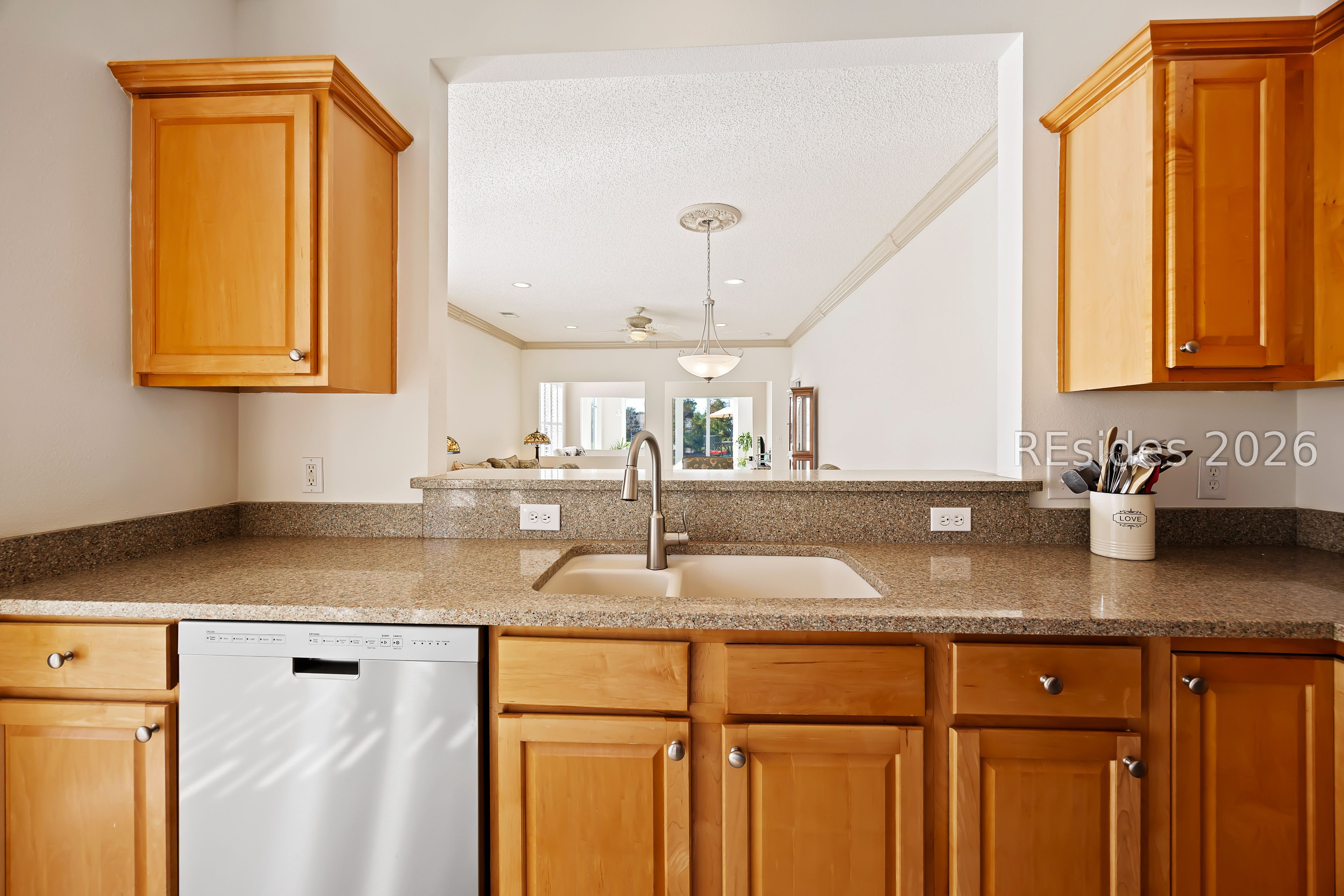 19 Pomegranate Lane Bluffton, SC 29909 - Photo 13 of 46