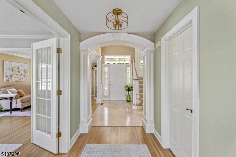 10 Barnstable Road Berkeley Heights, NJ 07922 - Photo 5 of 47