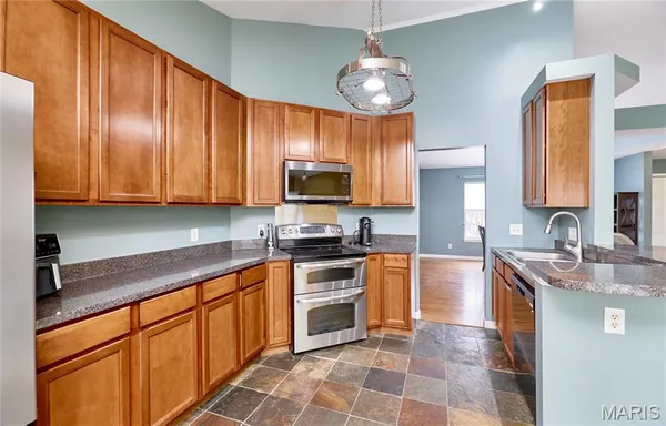 $395,900 | 116 Groton Drive, Wentzville, MO 63385