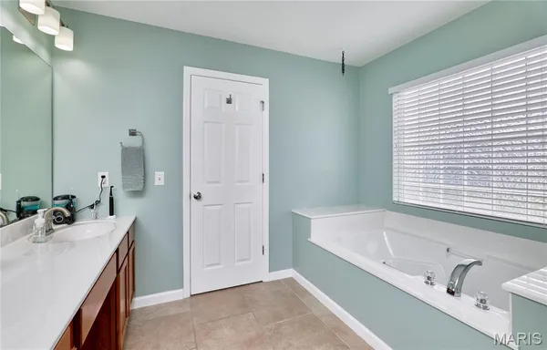 $395,900 | 116 Groton Drive, Wentzville, MO 63385