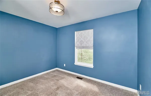 $395,900 | 116 Groton Drive, Wentzville, MO 63385