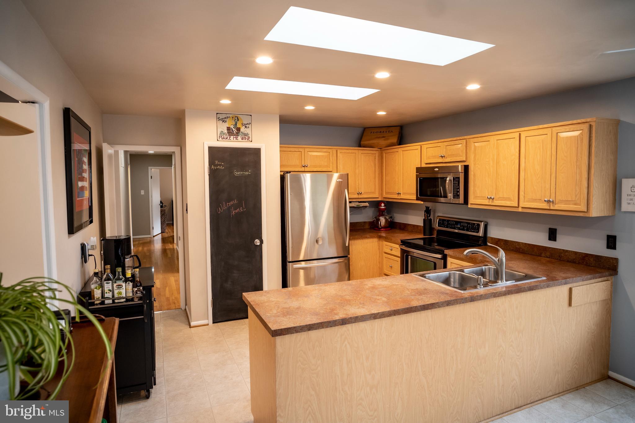 3114 Cunningham Drive Alexandria, VA 22309 - Photo 11 of 39 The large eat-in kitchen includes 2 skylights