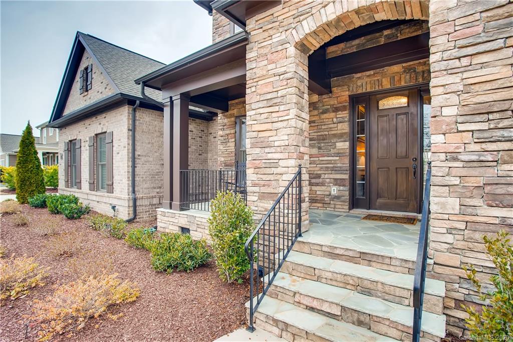 2225 Tatton Hall Road, Unit 524 Fort Mill, SC 29715 - Photo 2 of 38 Gallery Image 2