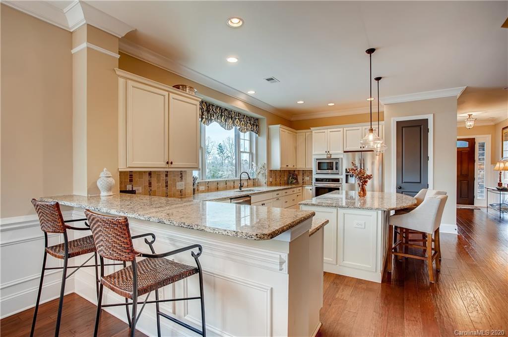 2225 Tatton Hall Road, Unit 524 Fort Mill, SC 29715 - Photo 11 of 38 Gallery Image 11
