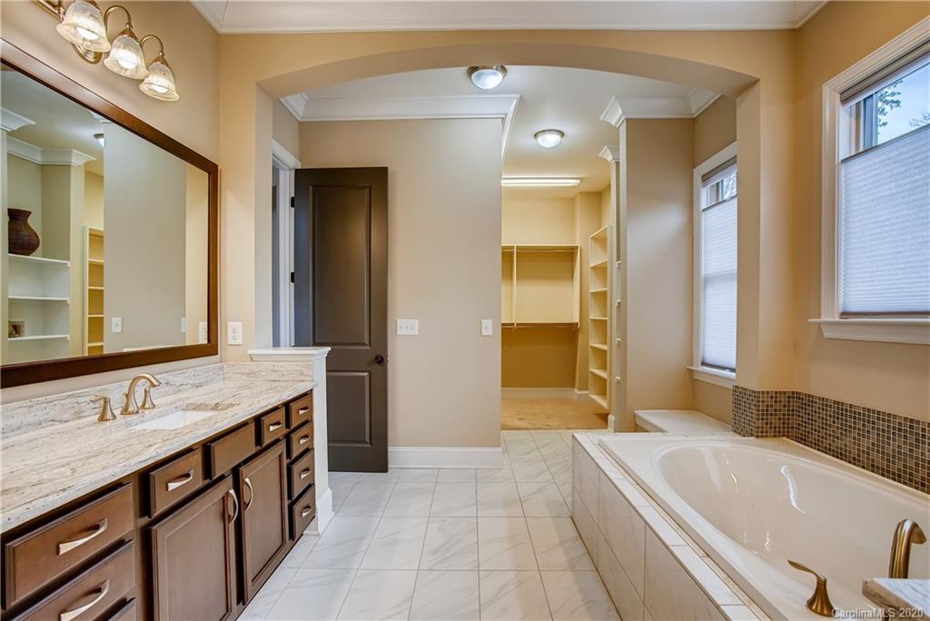 2225 Tatton Hall Road, Unit 524 Fort Mill, SC 29715 - Photo 21 of 38 Gallery Image 21