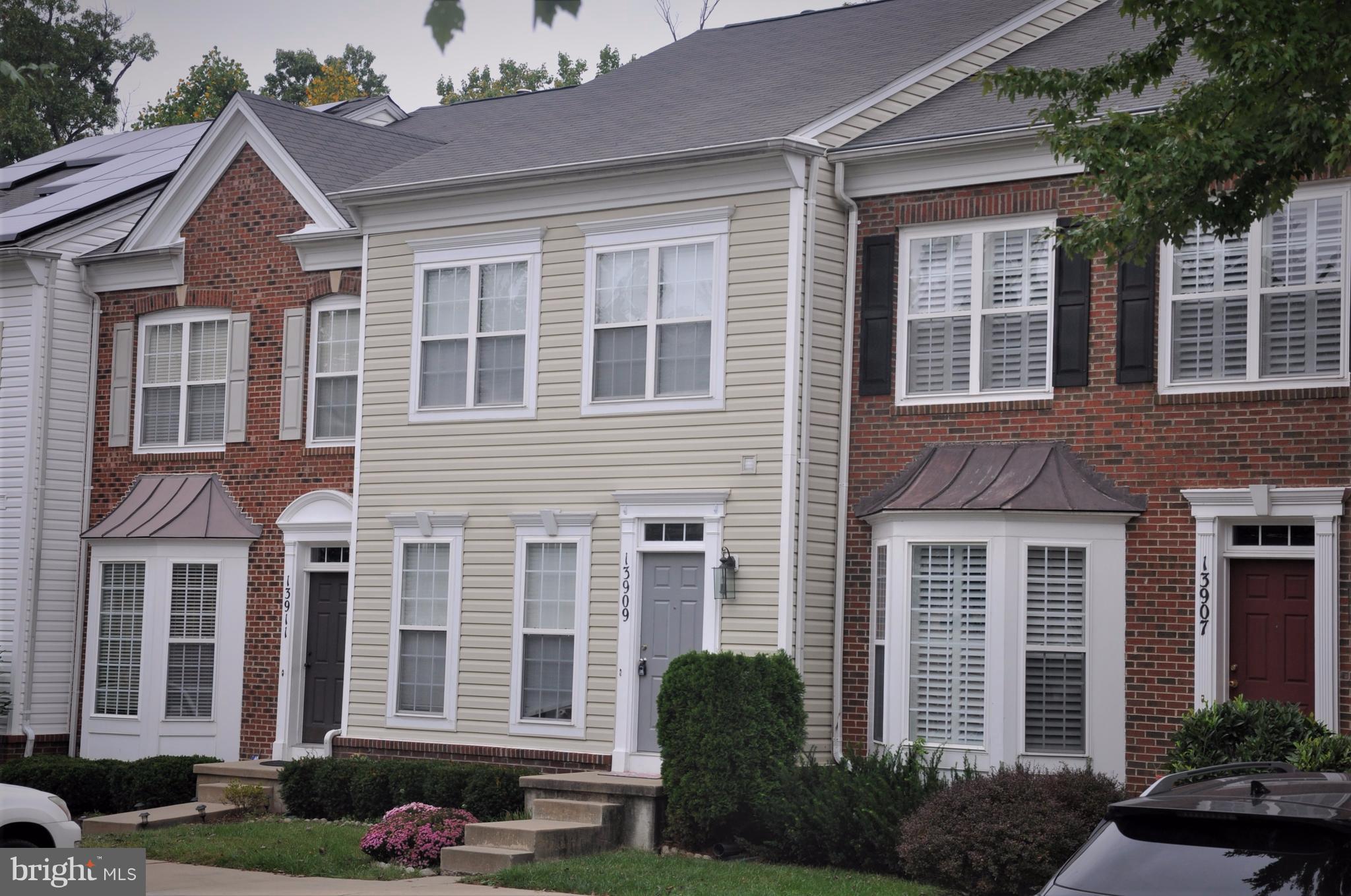 13909 Lullaby Road Germantown, MD 20874 - Photo 1 of 25 Exterior (Front)