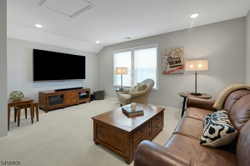 34 Tate Road Flemington, NJ 08822 - Photo 27 of 49 Gallery Image 27