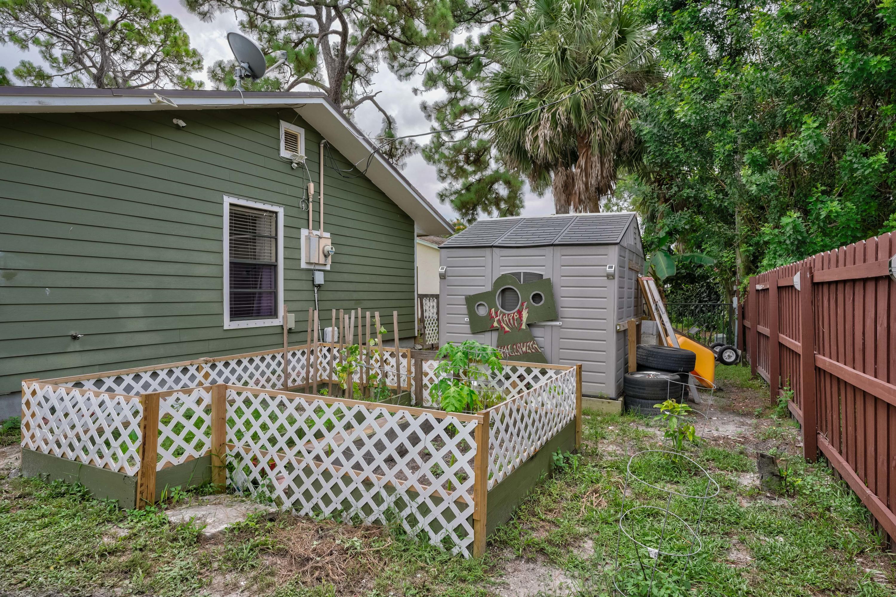 6120 Wolfe Street Jupiter, FL 33458 - Photo 41 of 55 06_dsc04451_2_3_4_5