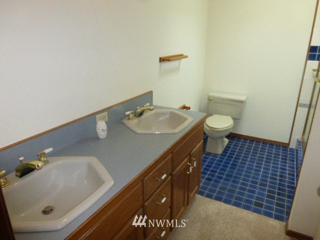 25972 Highland Road Northeast Kingston, WA 98346 - Photo 9 of 10 Gallery Image 9