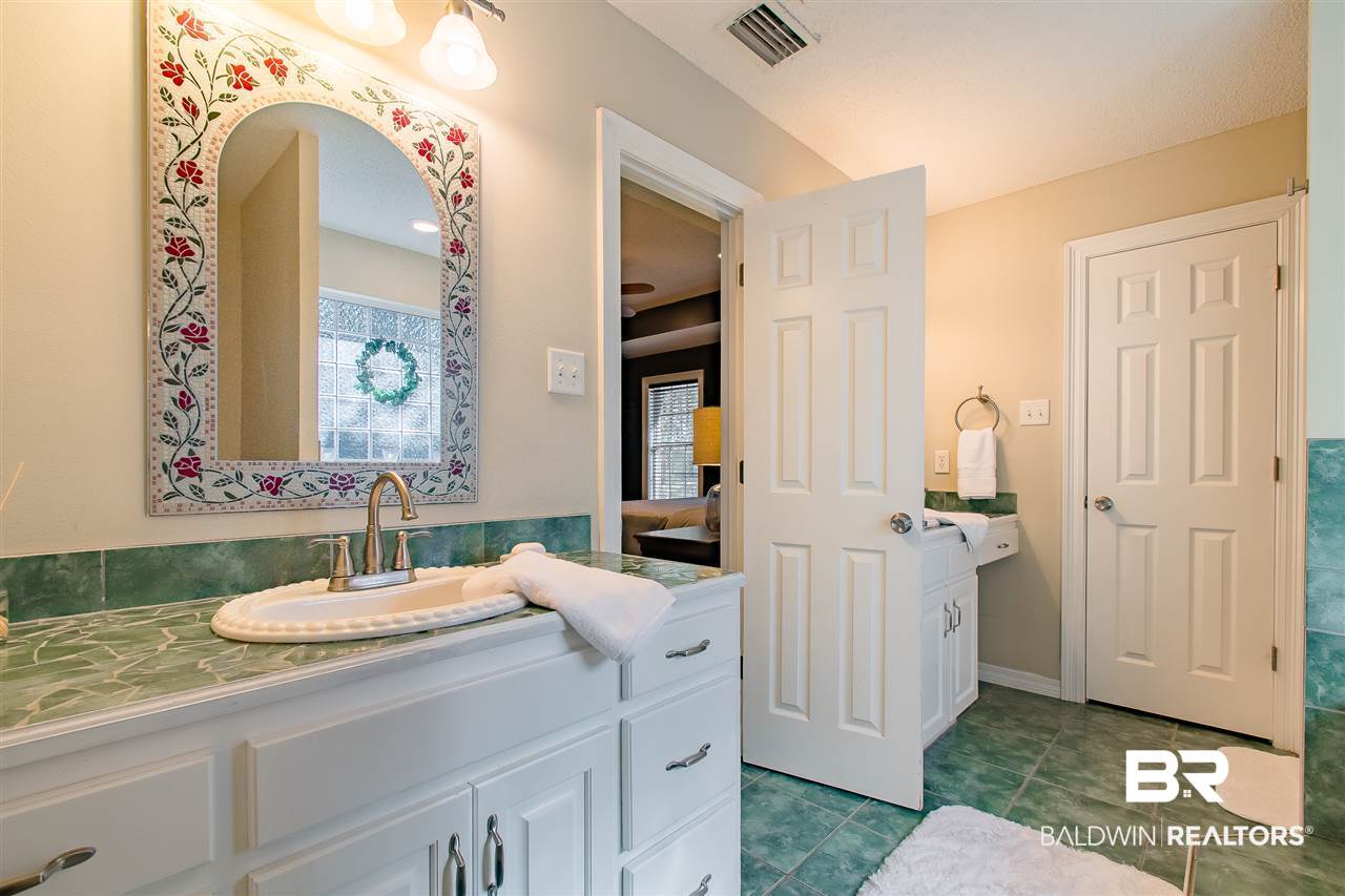 3695 Latigo Road Mobile, AL 36695 - Photo 28 of 47 Master bath