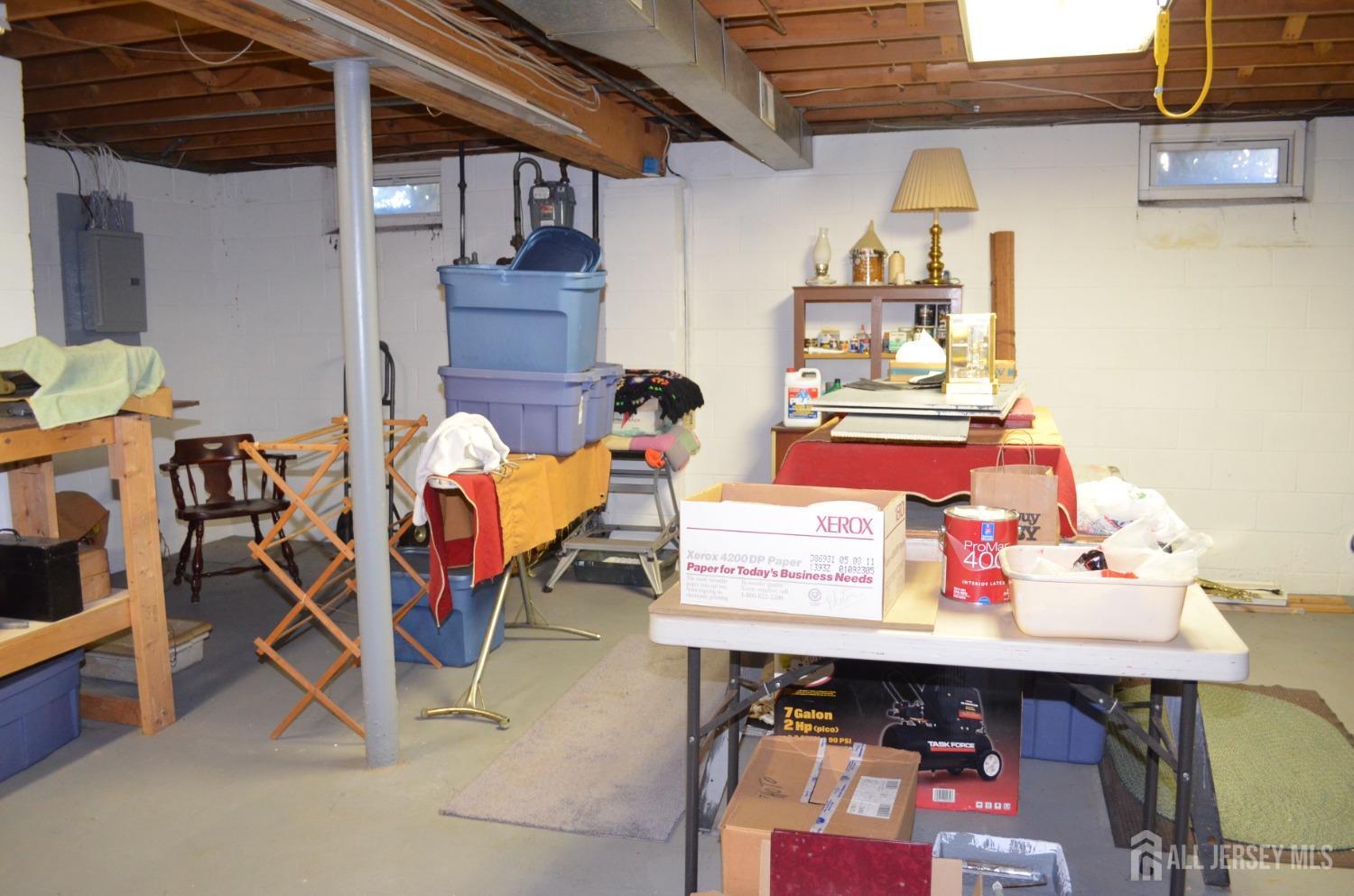 19 Foxhall Middlesex, NJ 08846 - Photo 20 of 21 a dining room with furniture and wooden floor
