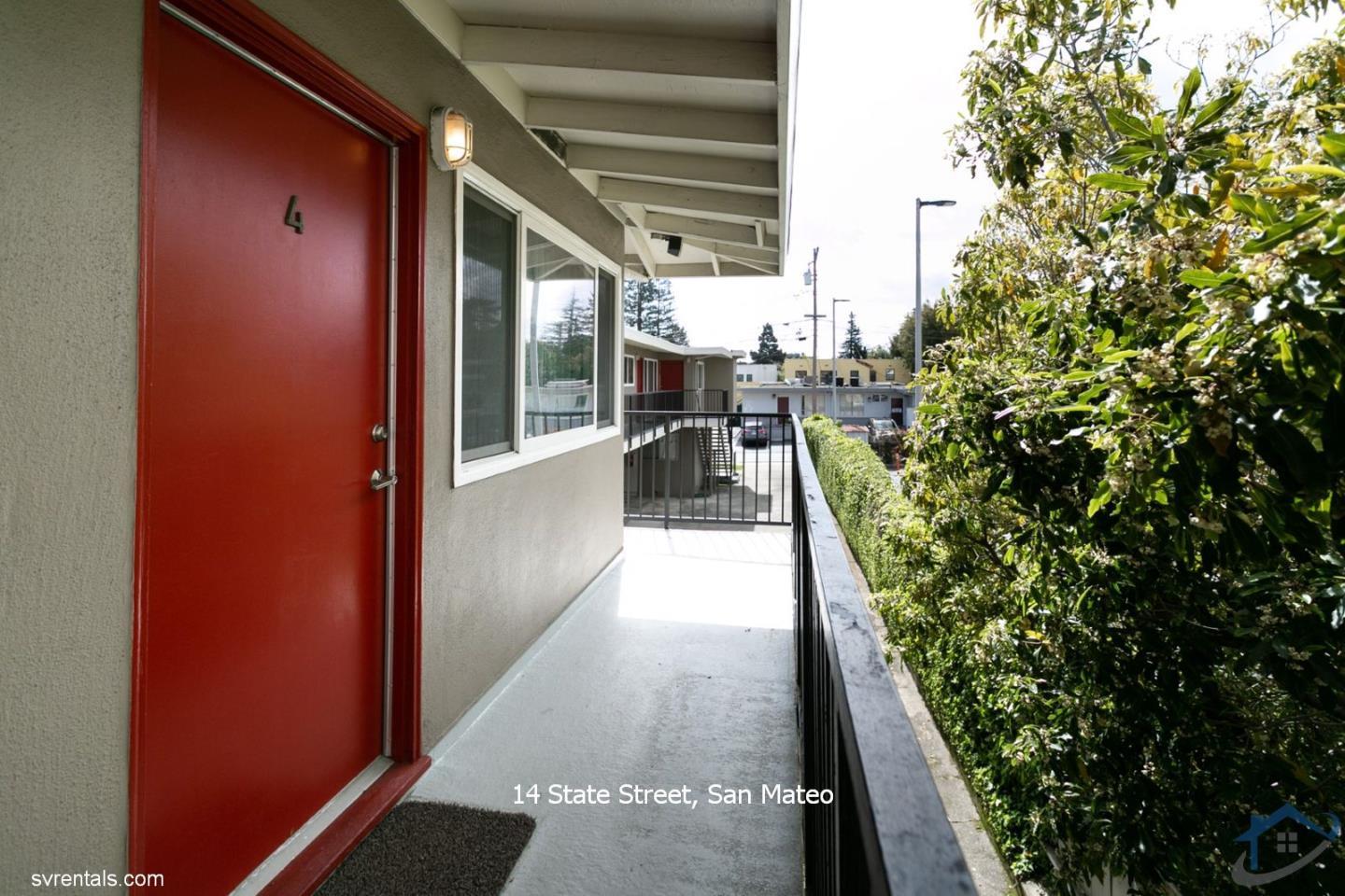 14 State Street, Unit 6 San Mateo, CA 94401 - Photo 2 of 20 a view of a balcony