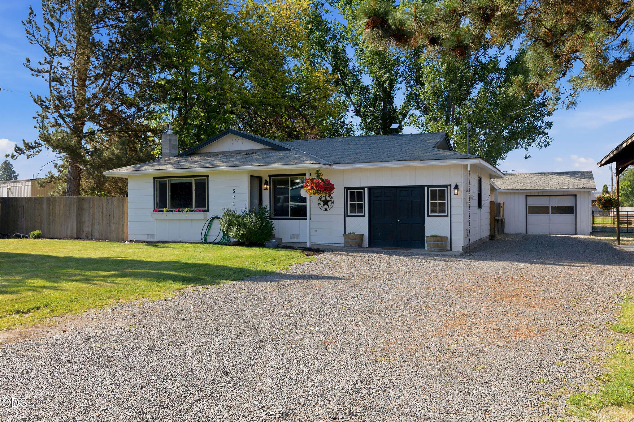 524 Martingale Road Prineville, OR 97754 - Photo 1 of 32