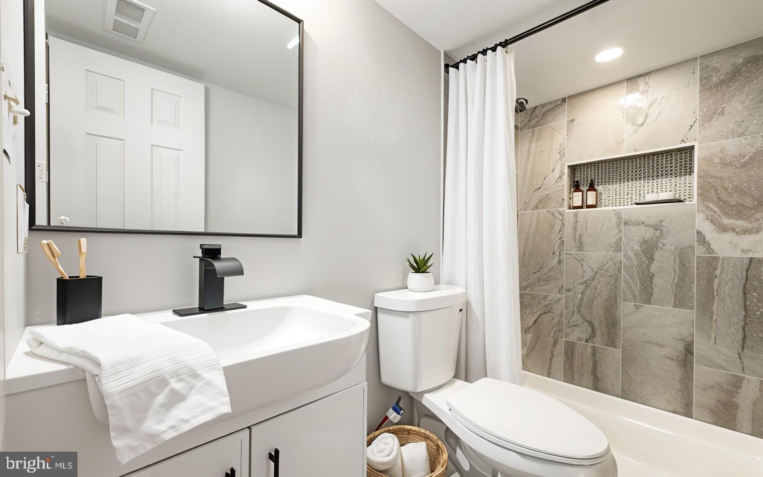 113 Danbury Road Reisterstown, MD 21136 - Photo 31 of 38 Virtually staged Bathroom 3