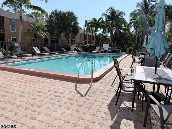 $1,100 | 12636 Kenwood Lane, Unit B, Fort Myers, FL 33907