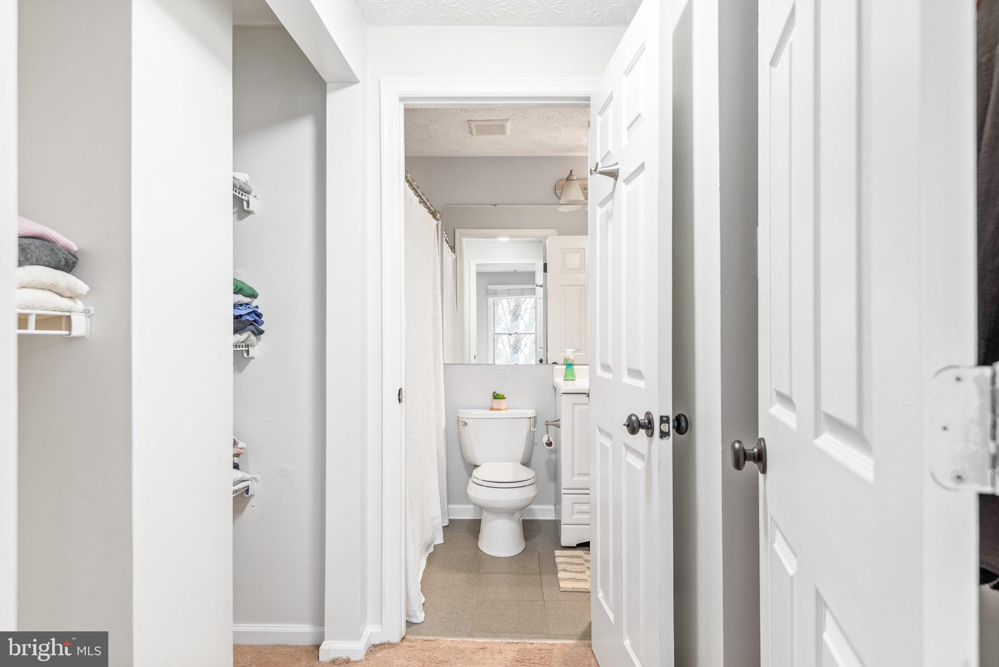 1657 Poplar Grove Drive Reston, VA 20194 - Photo 16 of 26