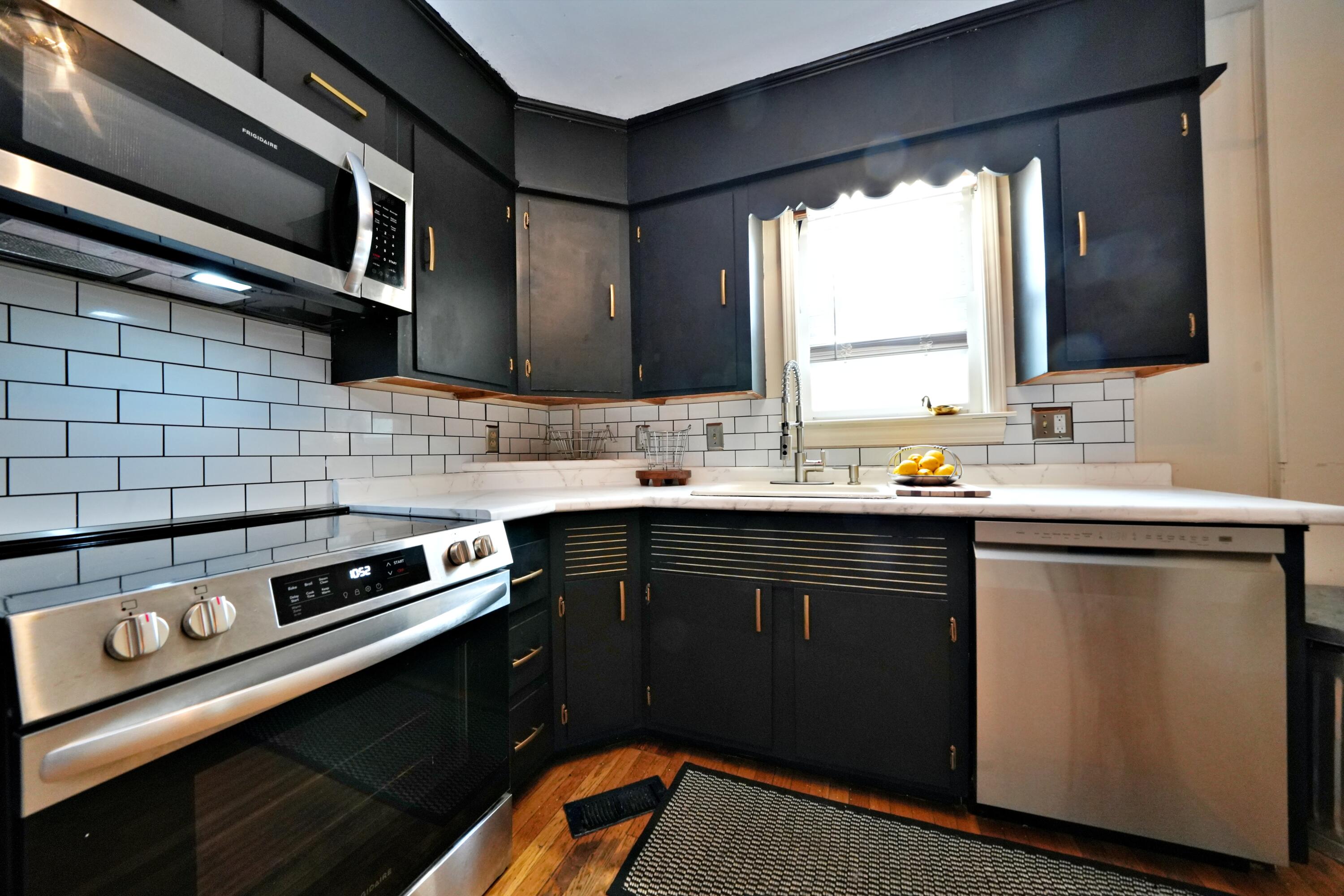 84 14th Street Bangor, ME 04401 - Photo 12 of 34 DSC03128