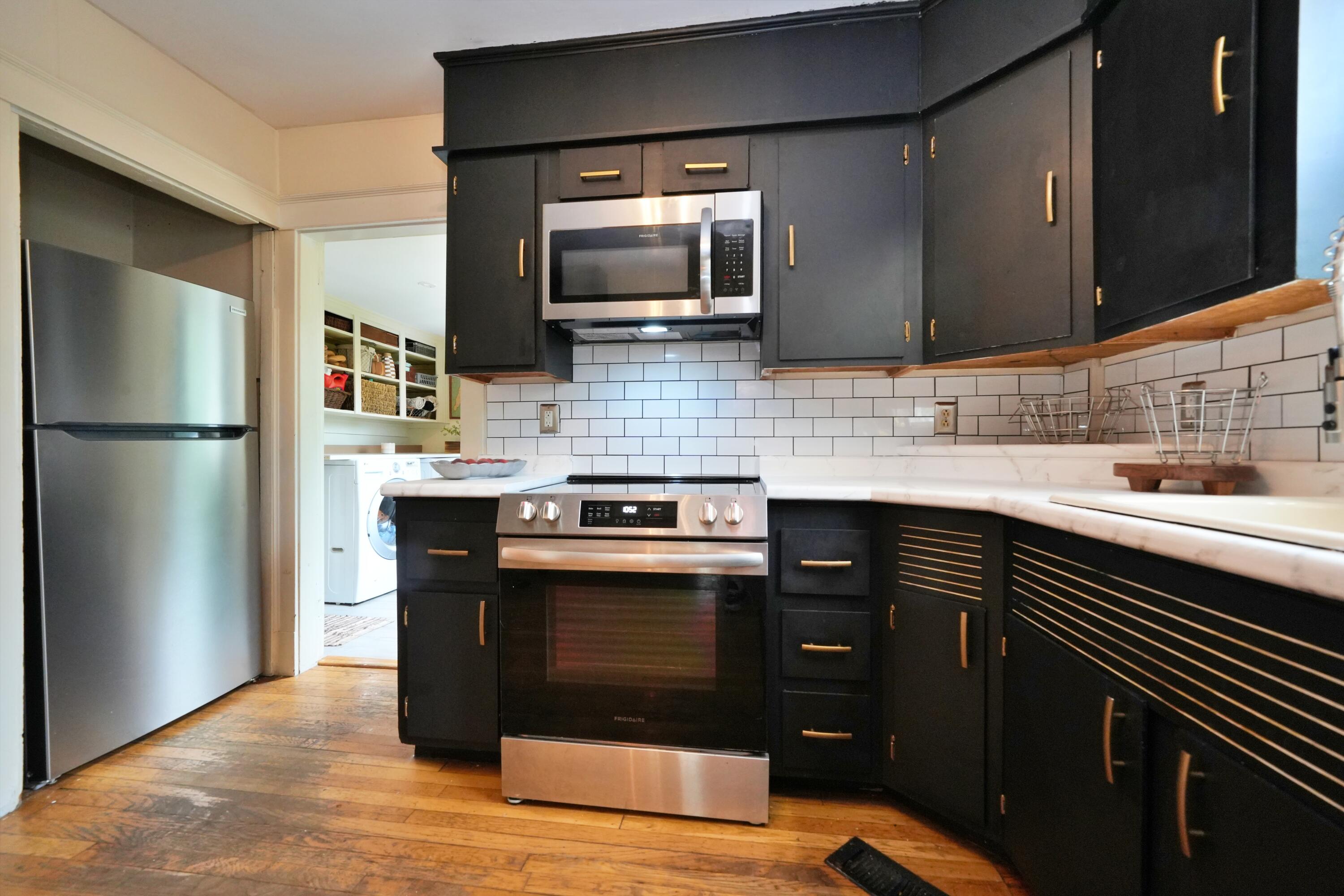 84 14th Street Bangor, ME 04401 - Photo 13 of 34 DSC03131