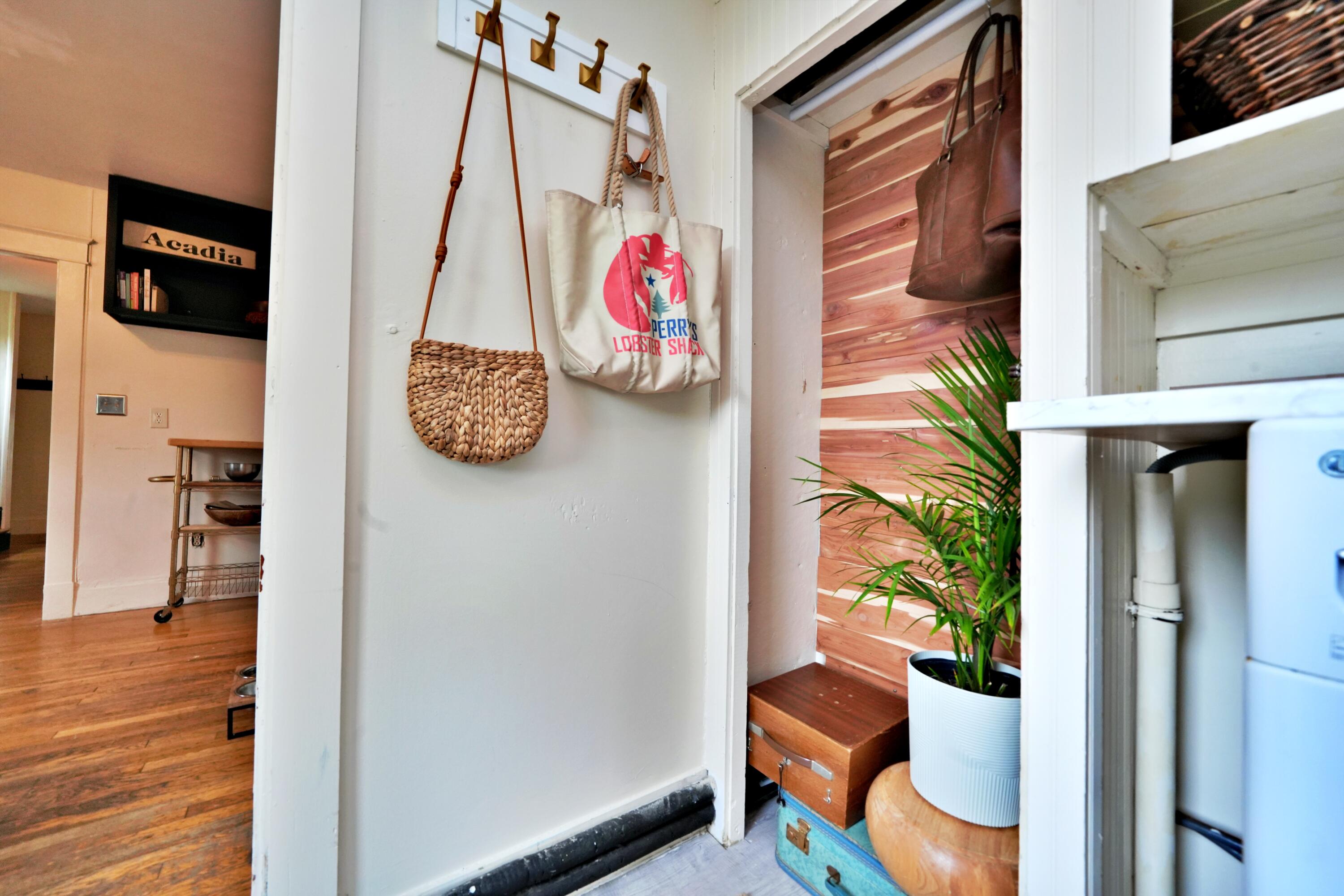 84 14th Street Bangor, ME 04401 - Photo 20 of 34 DSC03085