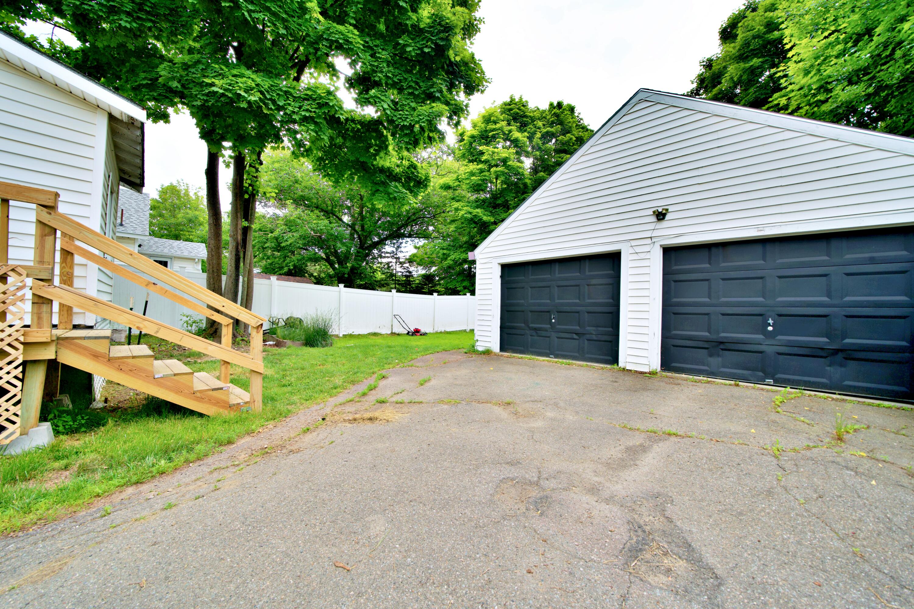 84 14th Street Bangor, ME 04401 - Photo 31 of 34 DSC03052
