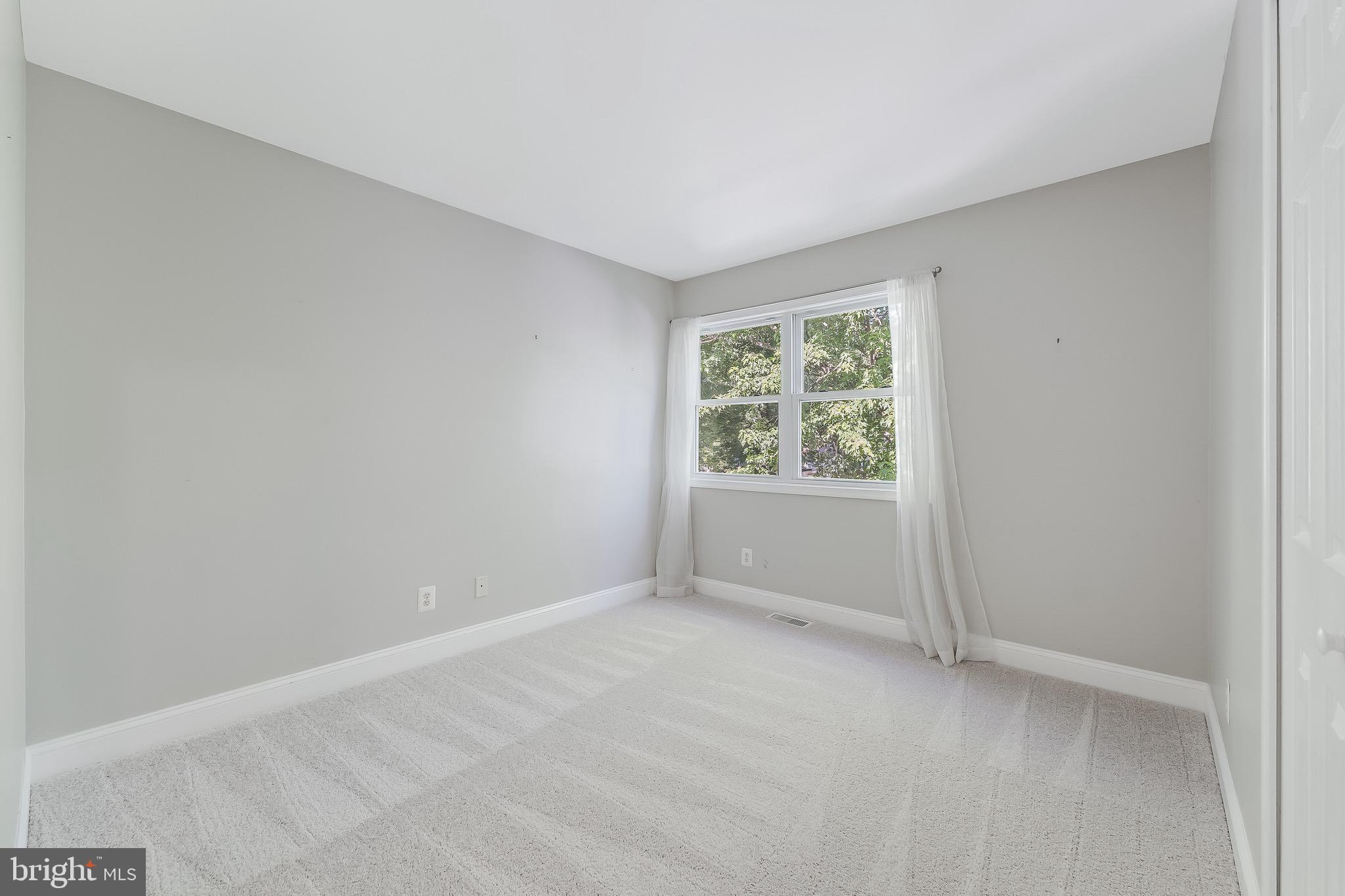 151 South Fox Road Sterling, VA 20164 - Photo 38 of 47 Bedroom #4
