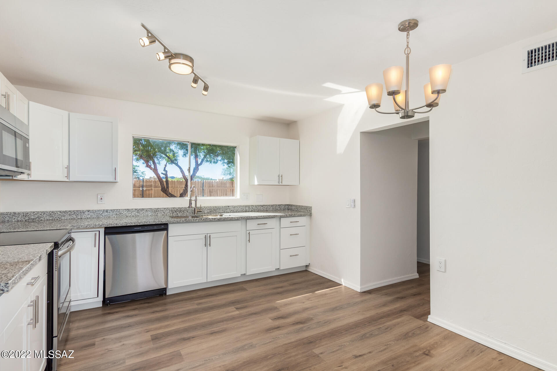 3510 South Mission Road, Unit A Tucson, AZ 85713 - Photo 10 of 25