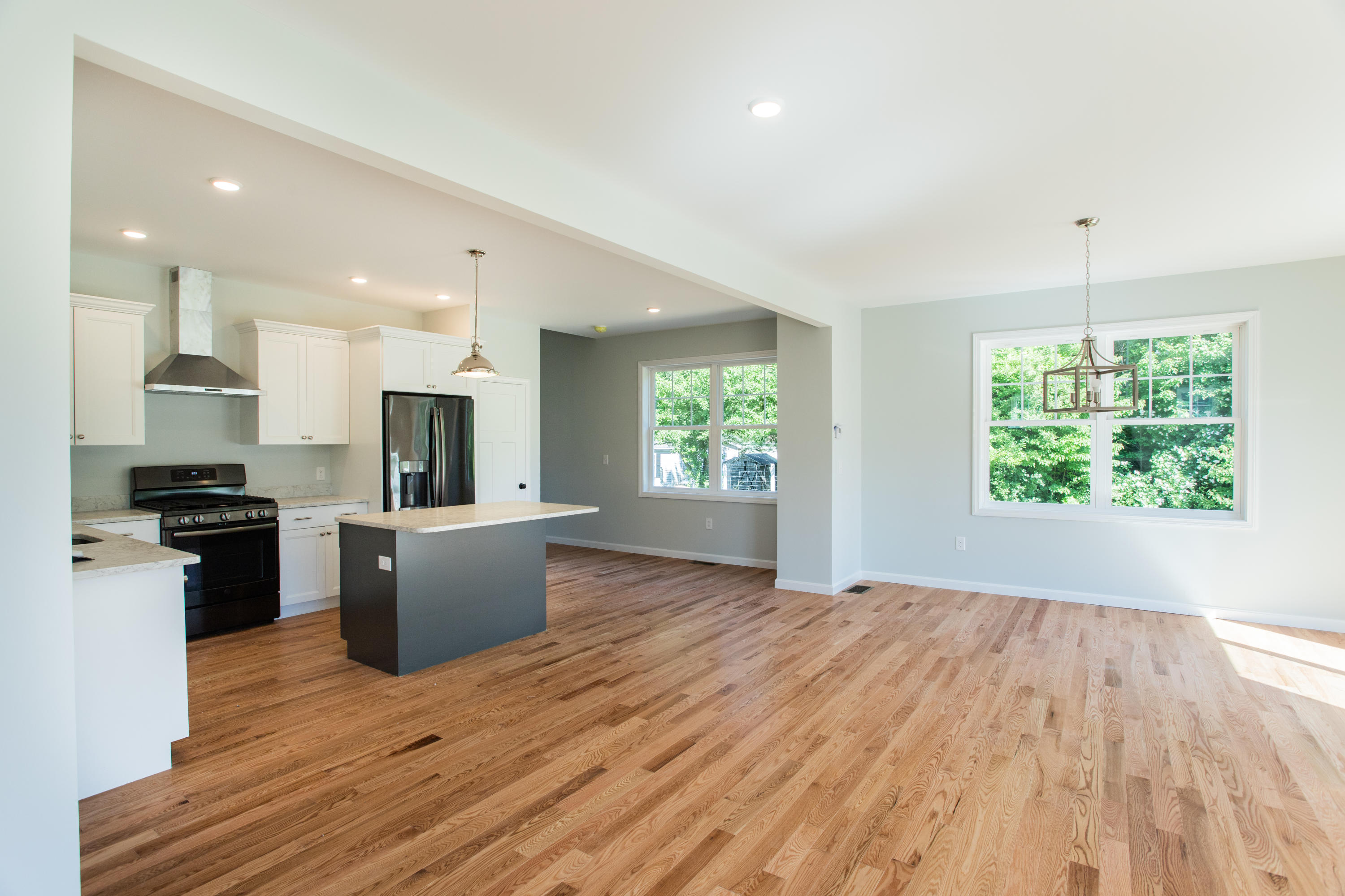 184 Pine Hill Road Berwick, ME 03901 - Photo 5 of 29 184 Pine Hill Road