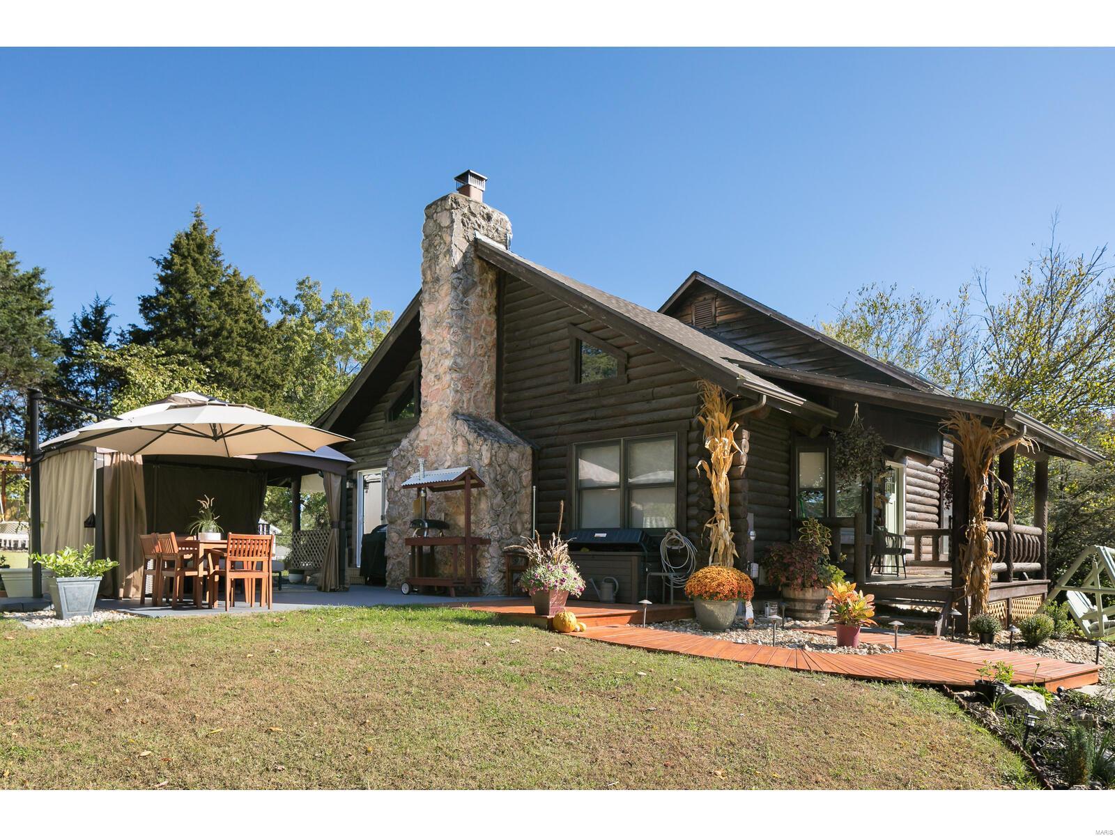 5455 Ringer Road St. Louis, MO 63129 - Photo 1 of 50 Gallery Image 1