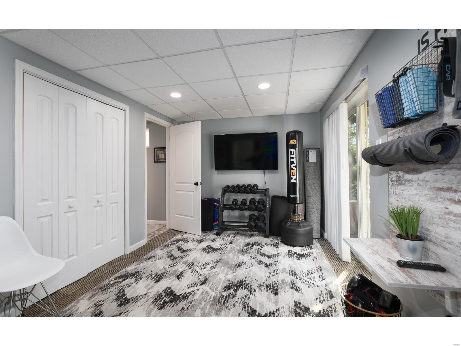 5455 Ringer Road St. Louis, MO 63129 - Photo 13 of 50 Gallery Image 13