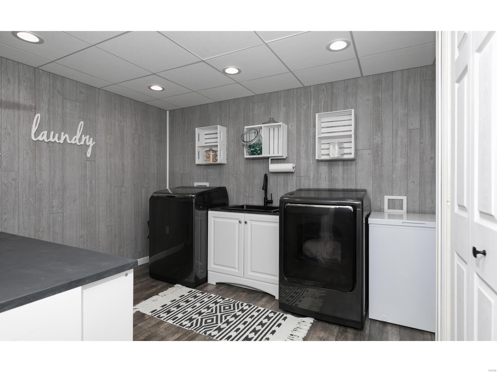5455 Ringer Road St. Louis, MO 63129 - Photo 16 of 50 Gallery Image 16