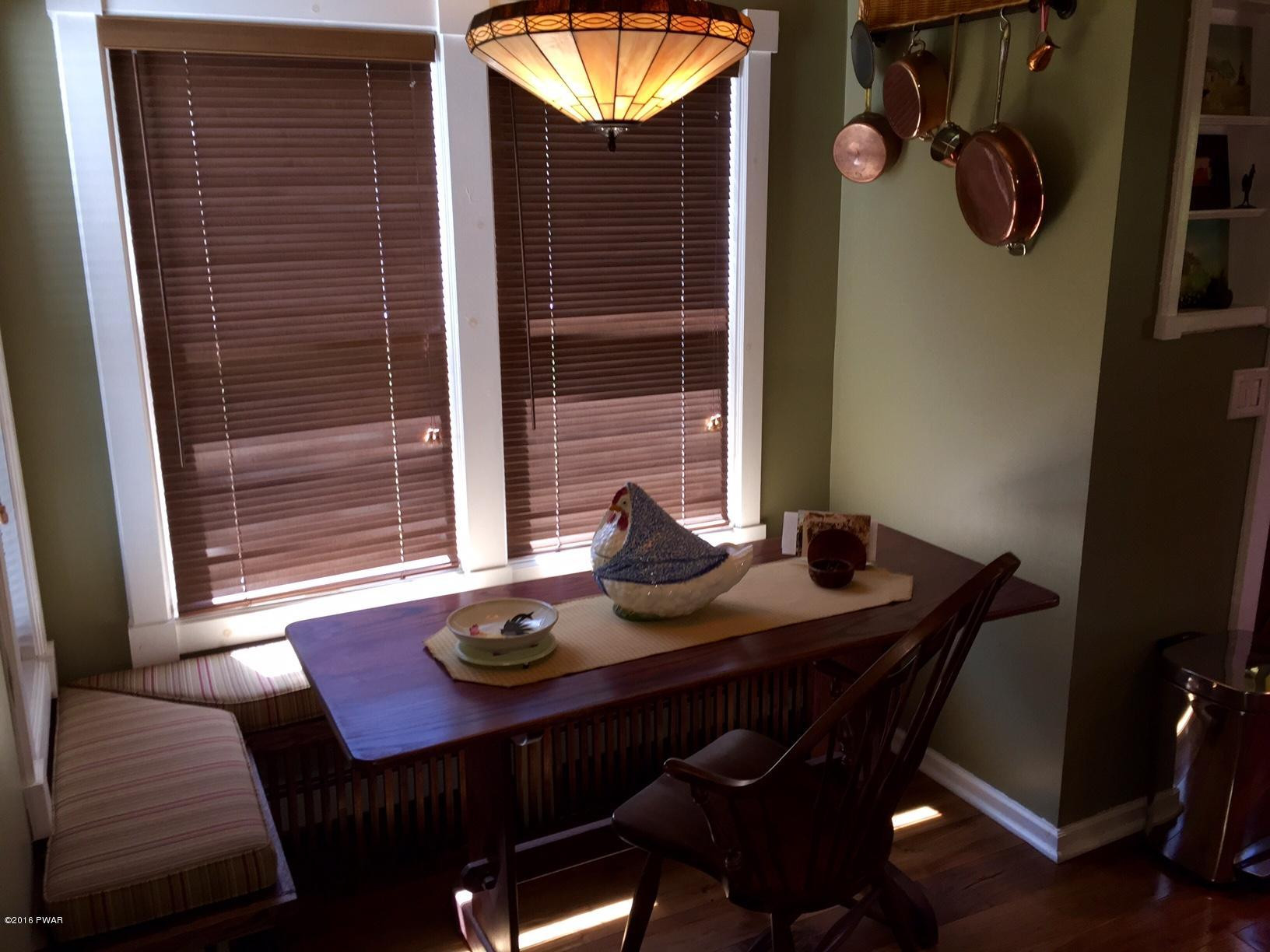 257 Raymondskill Road Milford, PA 18337 - Photo 12 of 39 Breakfast Nook