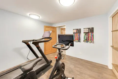 $749,900 | 845 Saugatuck Trail, Vernon Hills, IL 60061