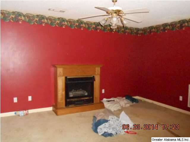 1806 Oakleaf Lane Birmingham, AL 35215 - Photo 3 of 4