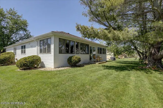 $660,000 | 26 Lansdale Drive, Marlboro, NJ 07746