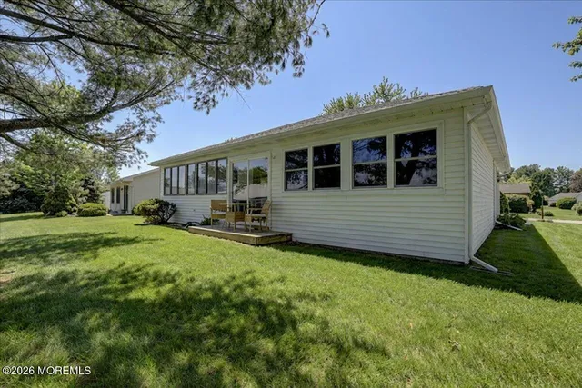 $660,000 | 26 Lansdale Drive, Marlboro, NJ 07746