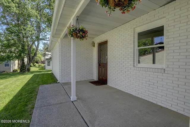 $660,000 | 26 Lansdale Drive, Marlboro, NJ 07746