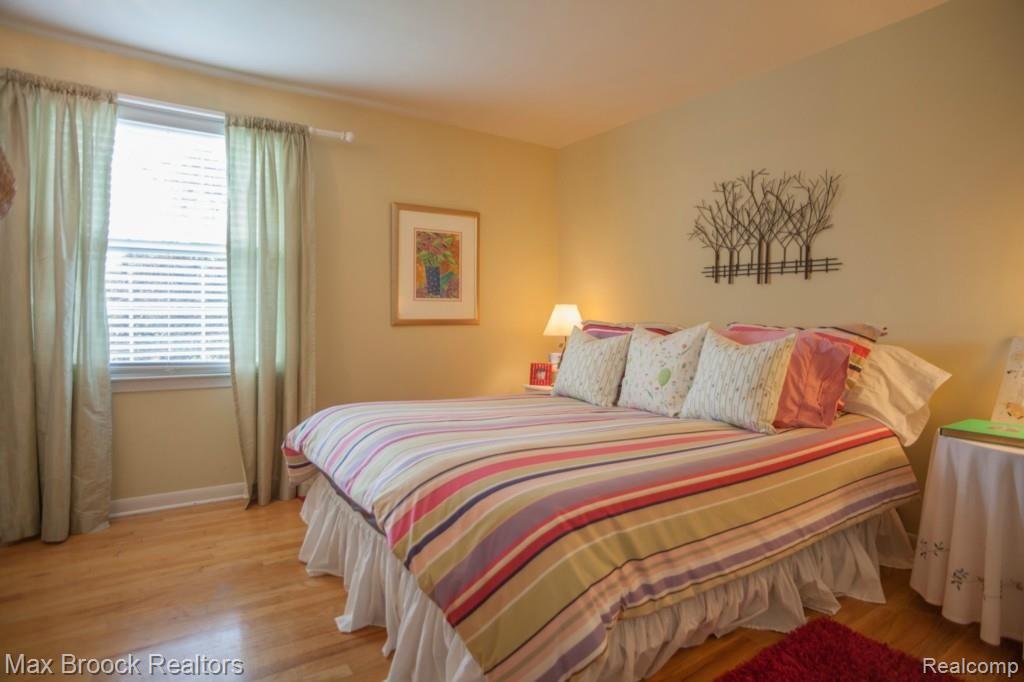 2715 Hunters Hill Road Bloomfield Hills, MI 48304 - Photo 32 of 45 IMG_1900.jpg