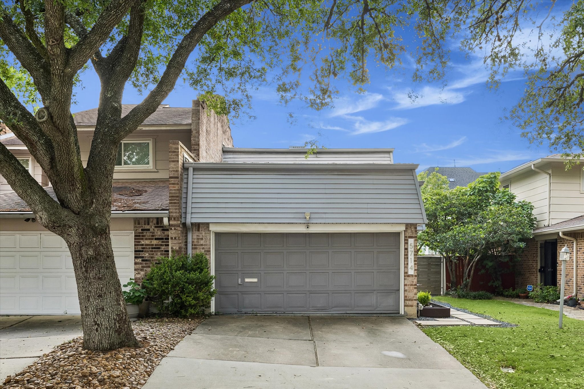 5714 Innsbruck Street Bellaire, TX 77401 - Photo 3 of 32