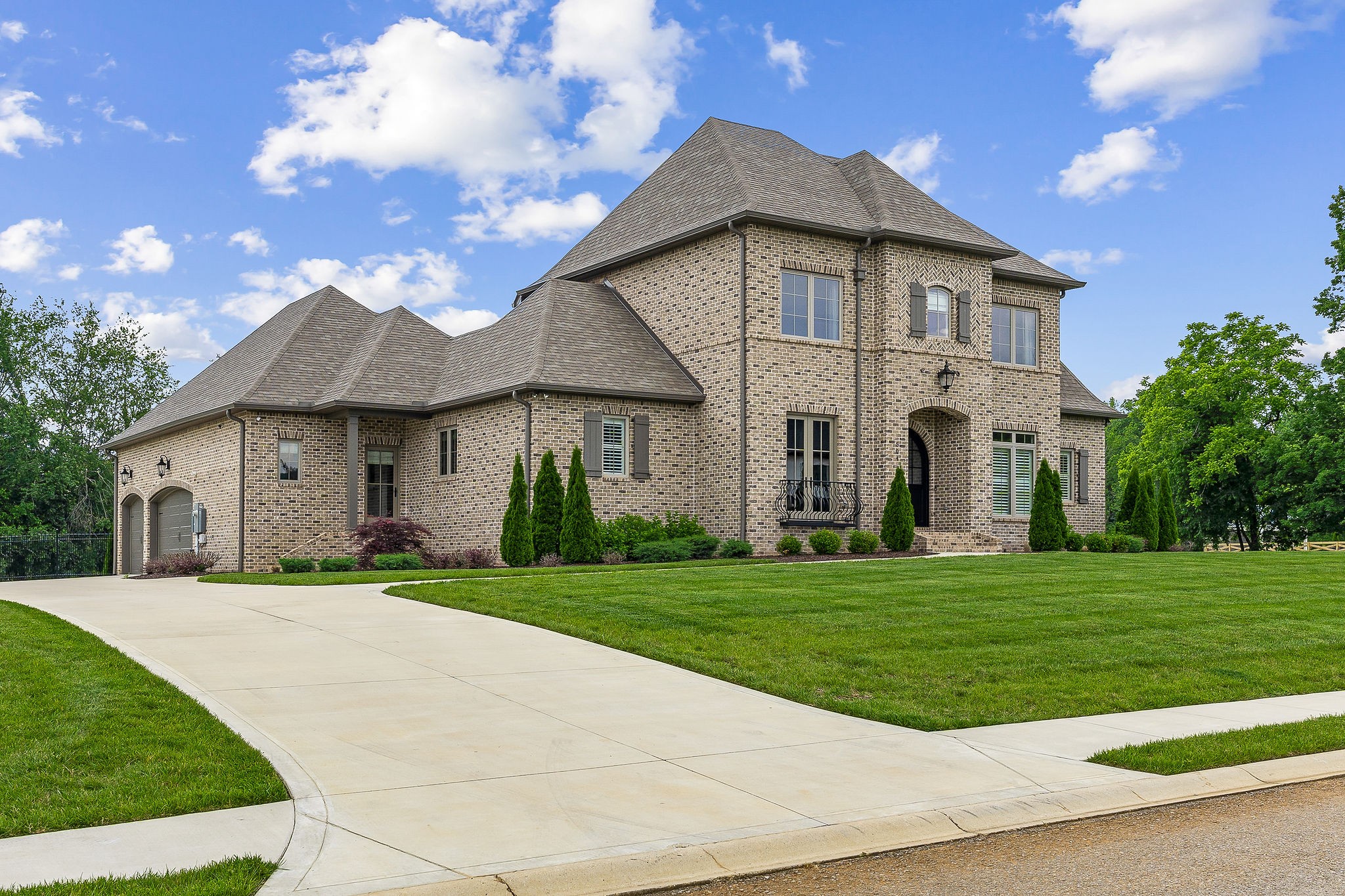 504 McCulley Road Cookeville, TN 38506 - Photo 59 of 70 a front view of a house with a yard