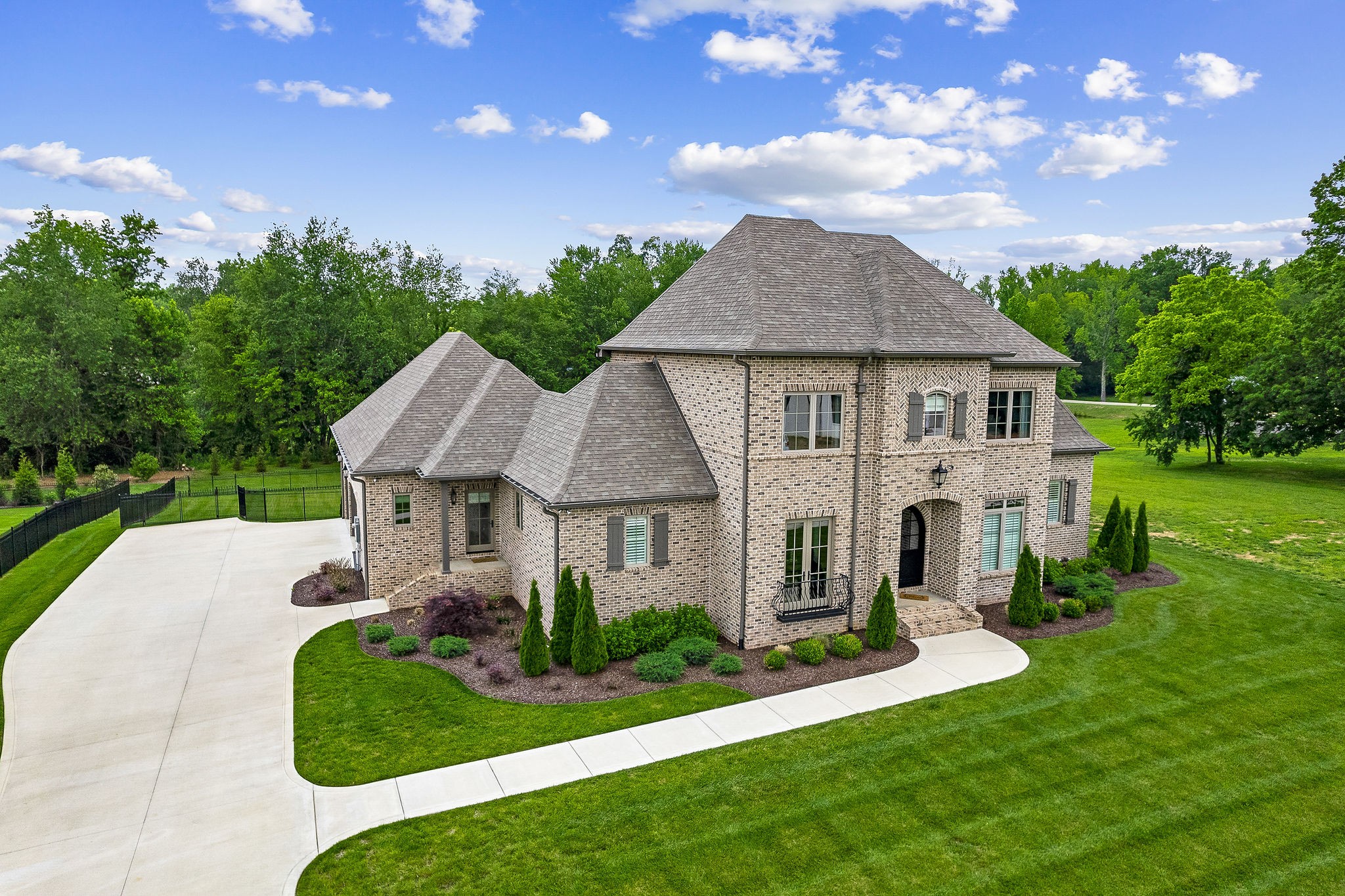 504 McCulley Road Cookeville, TN 38506 - Photo 62 of 70 a front view of a house with a yard