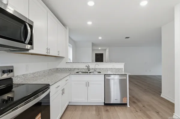 $303,130 | 439 White Heron Way, Marion, TX 78124