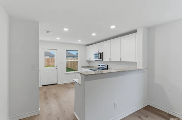 $303,130 | 439 White Heron Way, Marion, TX 78124