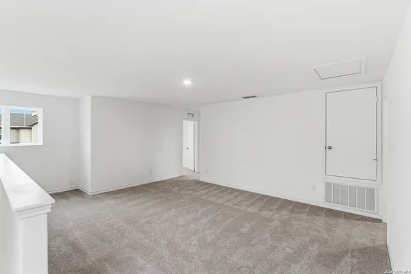 $303,130 | 439 White Heron Way, Marion, TX 78124