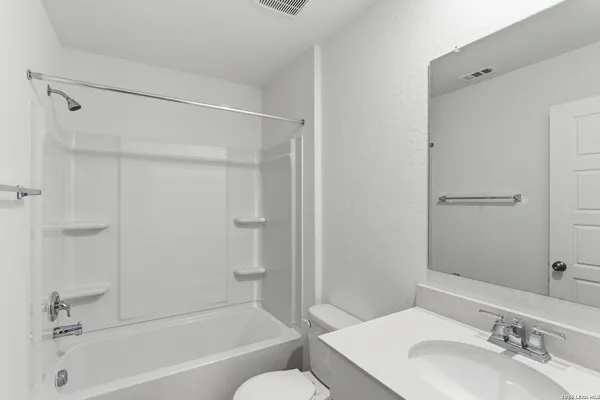 $303,130 | 439 White Heron Way, Marion, TX 78124